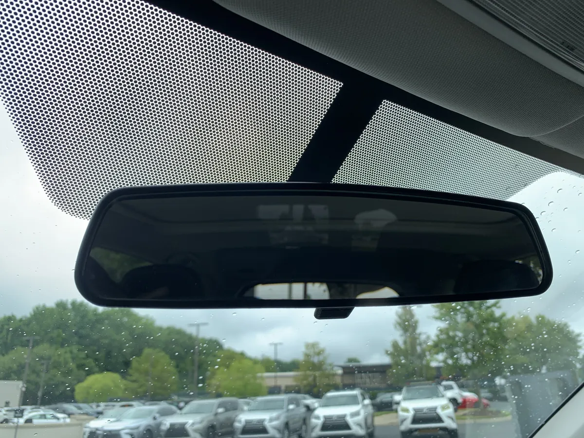 2013 Toyota RAV4 XLE thumbnail 26
