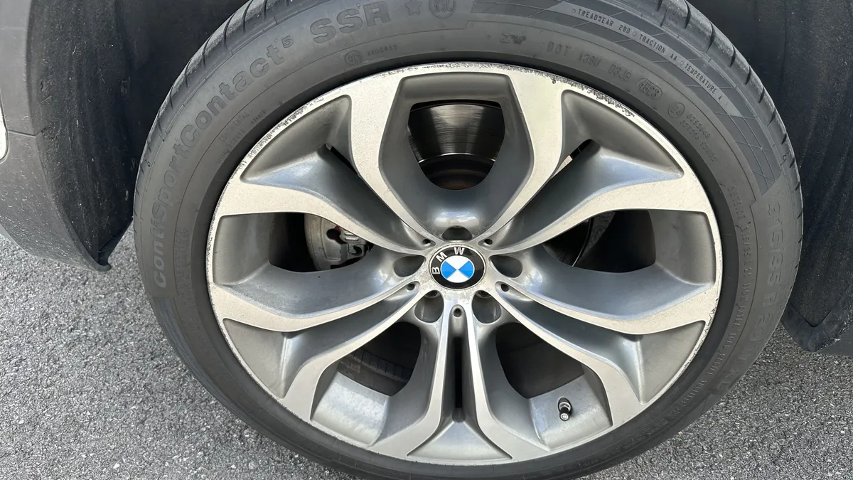 2014 BMW X6 xDrive50i thumbnail 13