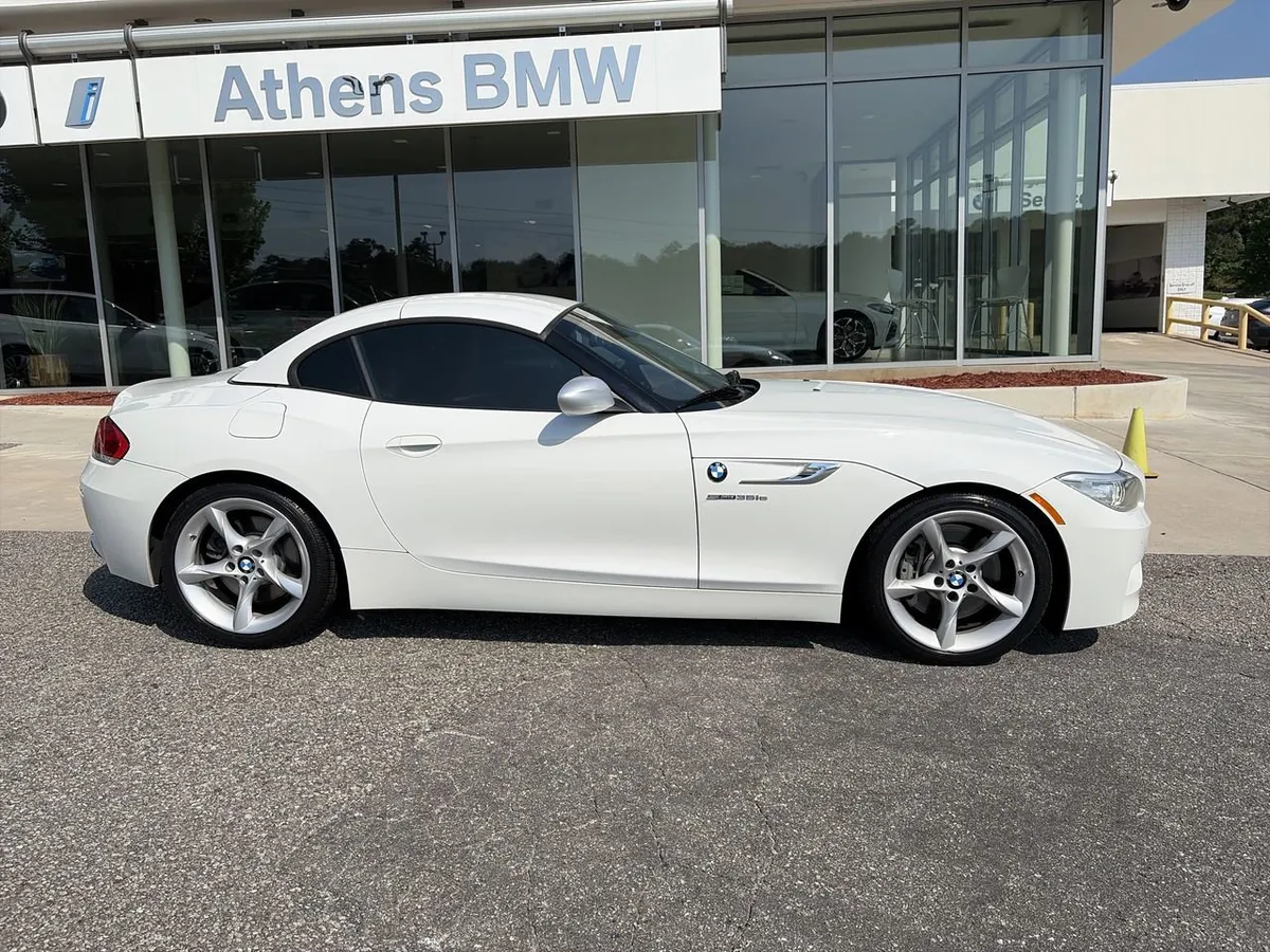 2014 BMW Z4 sDrive35is thumbnail 9