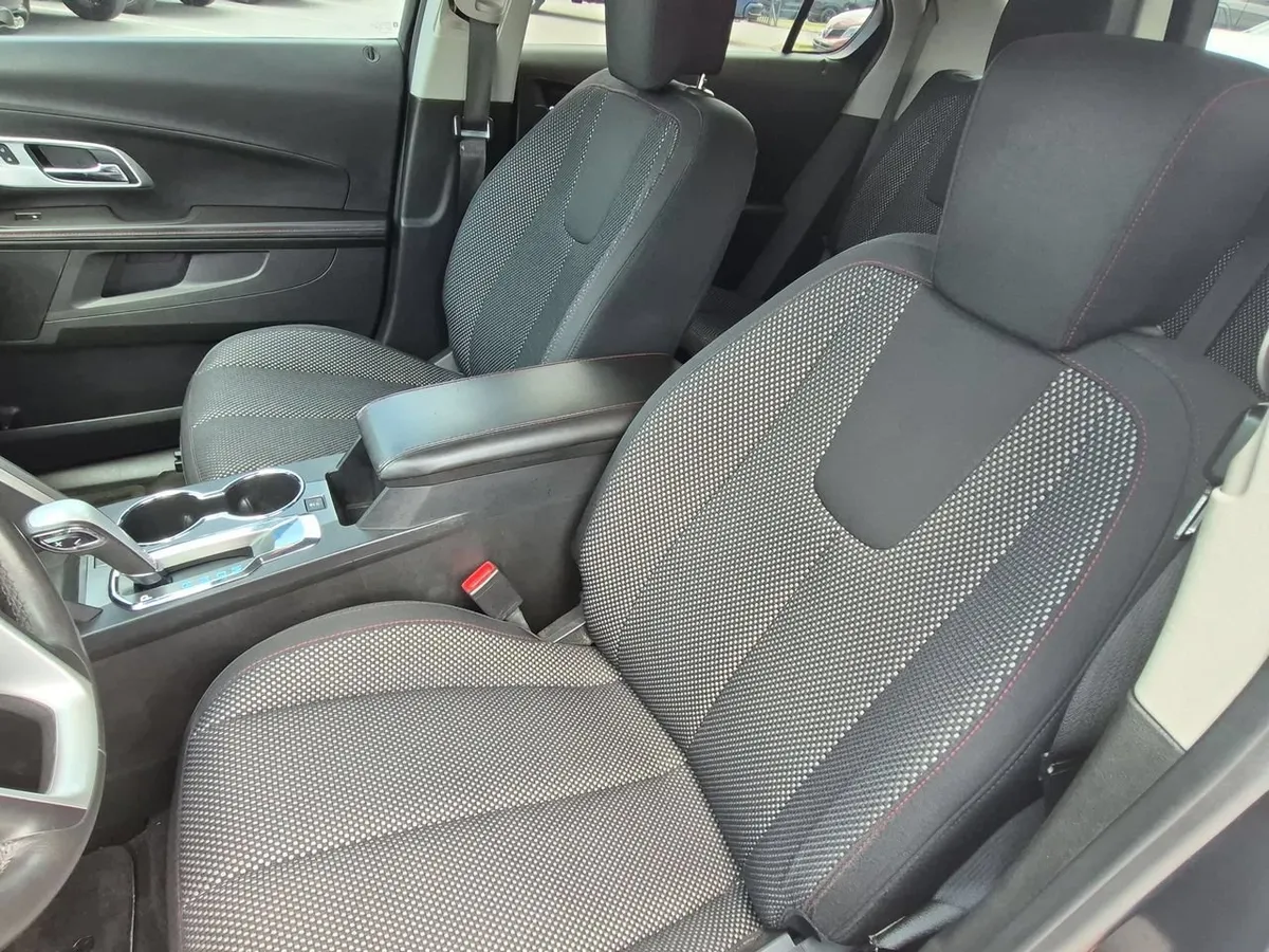 2014 Chevrolet Equinox LT thumbnail 18