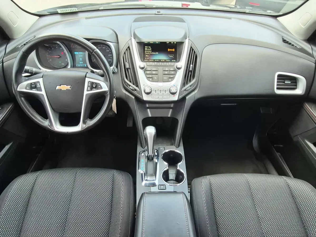 2014 Chevrolet Equinox LT thumbnail 19