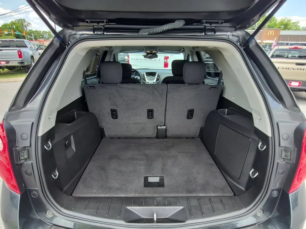 2014 Chevrolet Equinox LT thumbnail 24