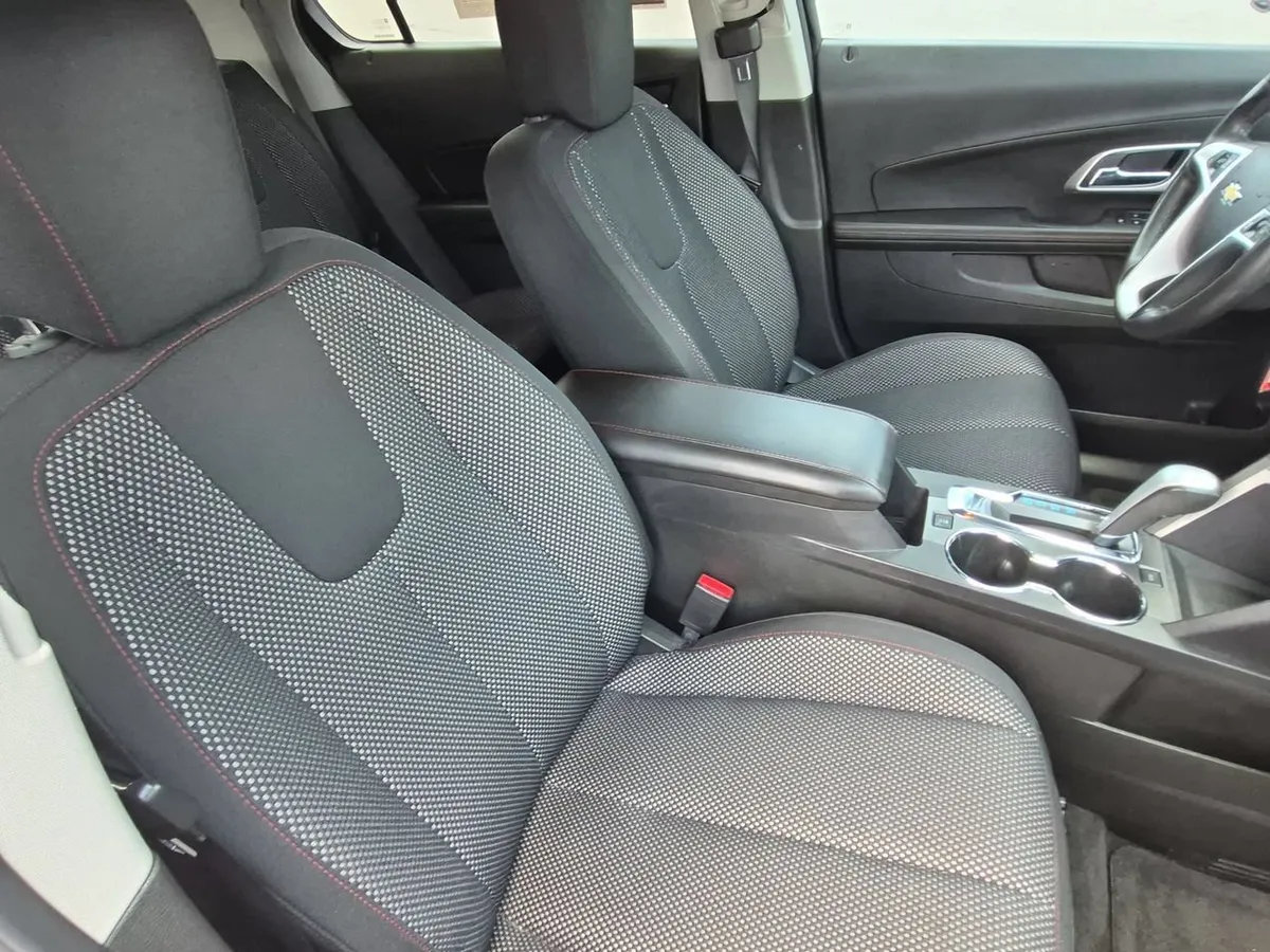2014 Chevrolet Equinox LT thumbnail 26