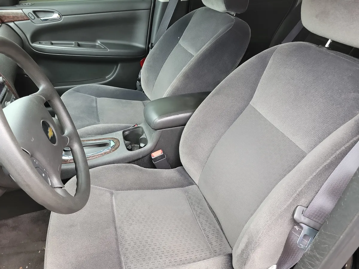 2014 Chevrolet Impala Limited LS thumbnail 12