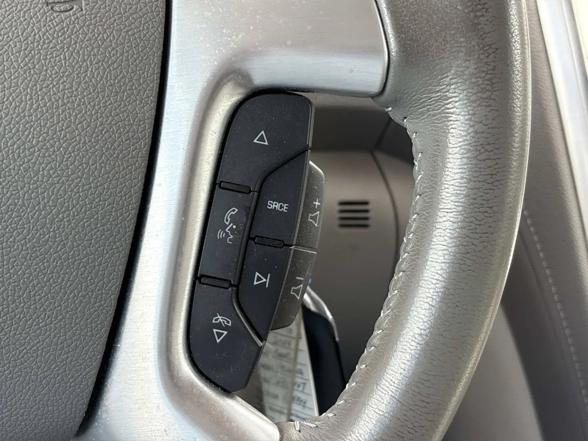 2014 GMC Acadia SLT thumbnail 20