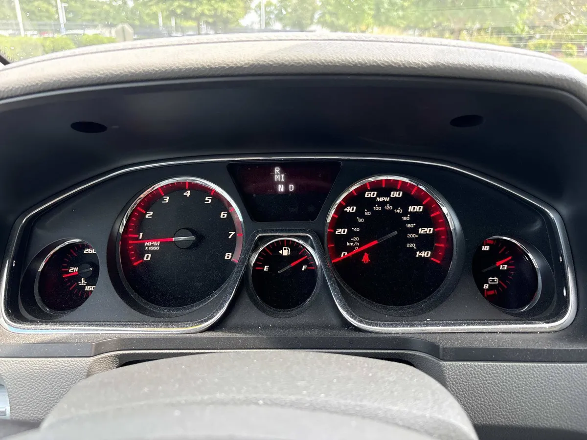 2014 GMC Acadia SLT thumbnail 23