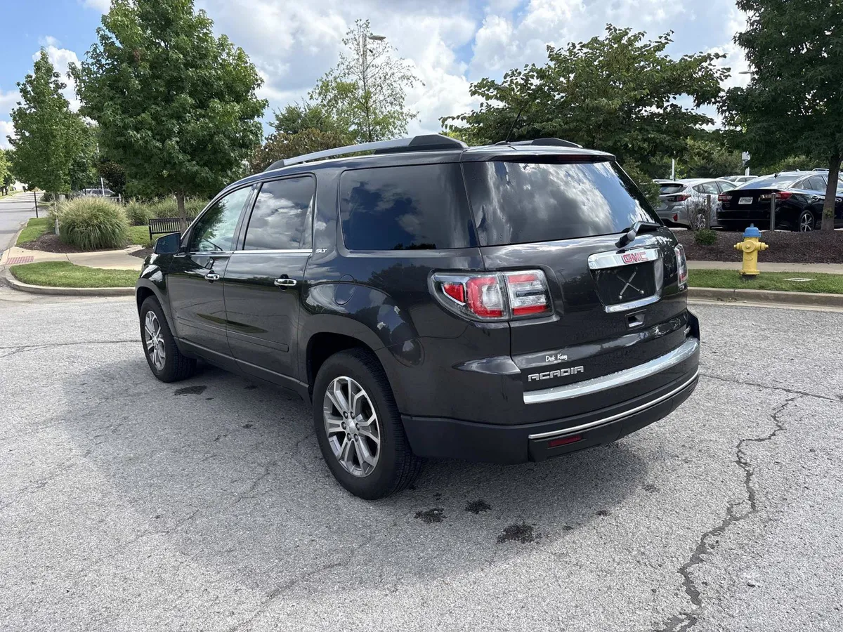 2014 GMC Acadia SLT thumbnail 5