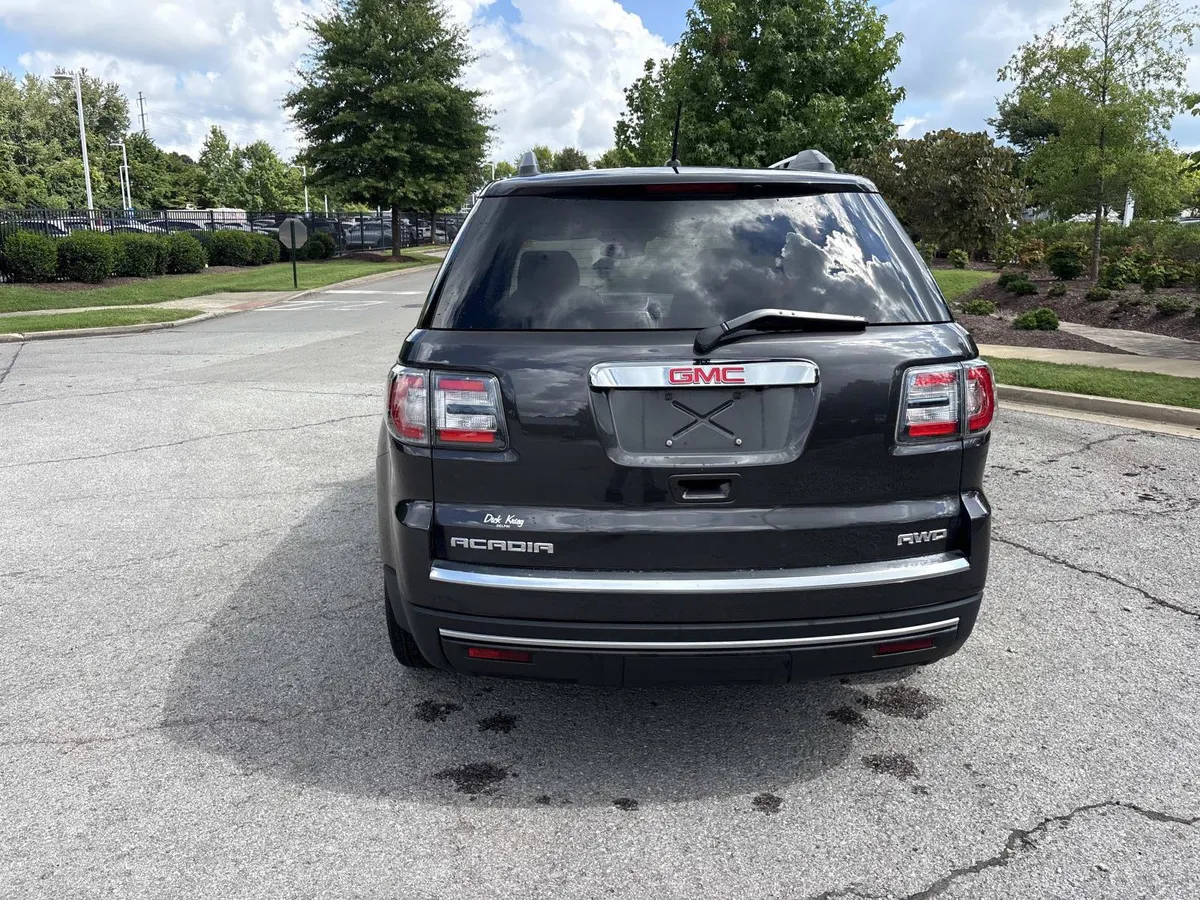 2014 GMC Acadia SLT thumbnail 6