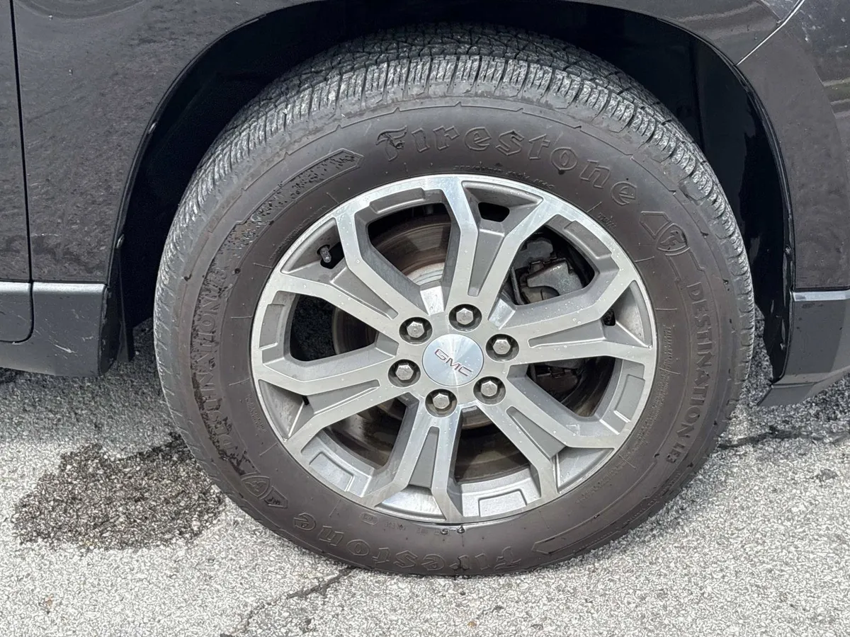 2014 GMC Acadia SLT thumbnail 9