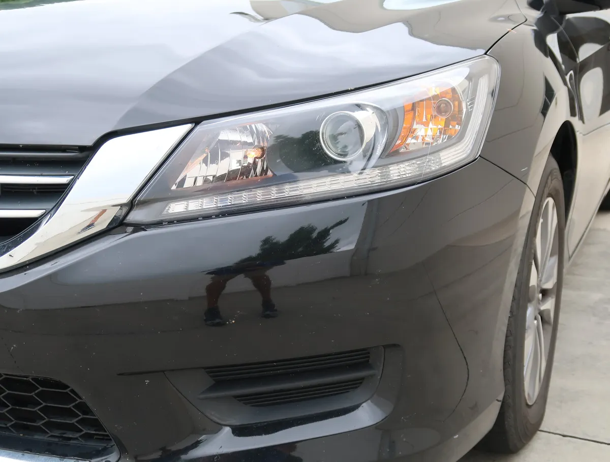 2014 Honda Accord LX thumbnail 6