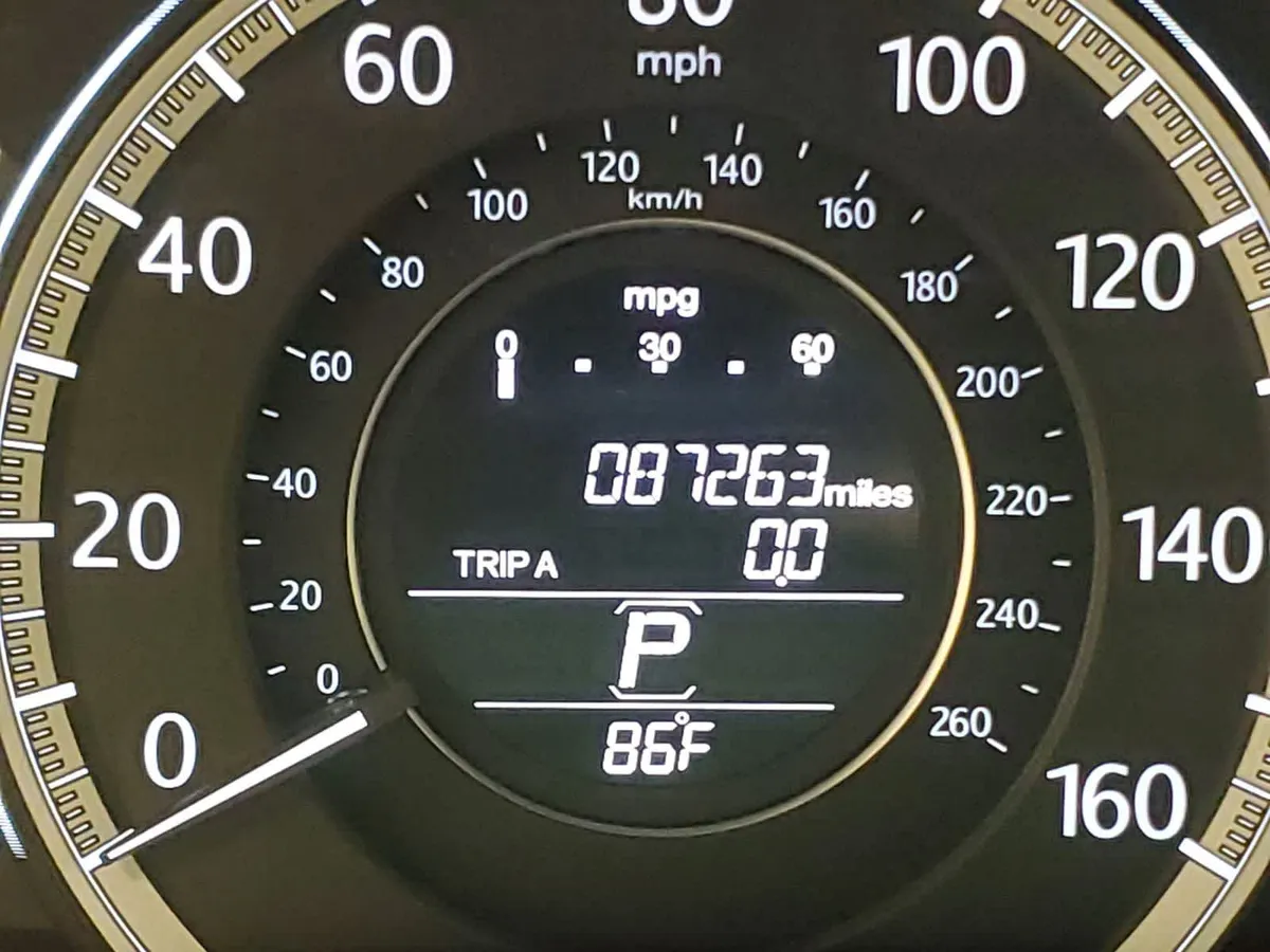 2014 Honda Accord LX thumbnail 12