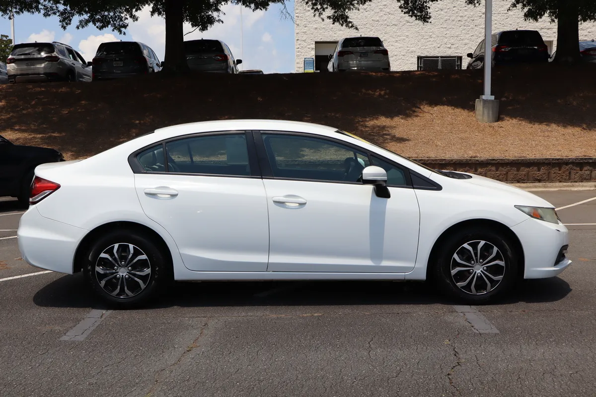 2014 Honda Civic LX thumbnail 10