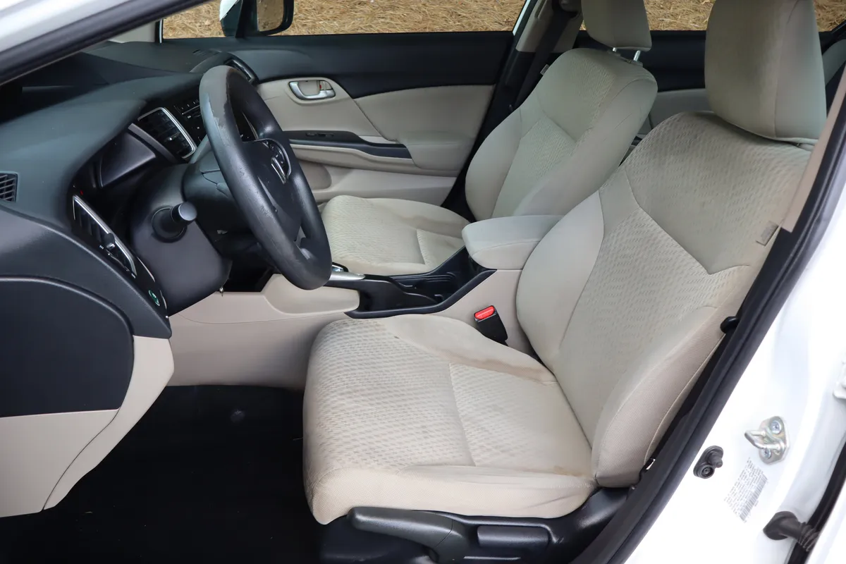 2014 Honda Civic LX thumbnail 14