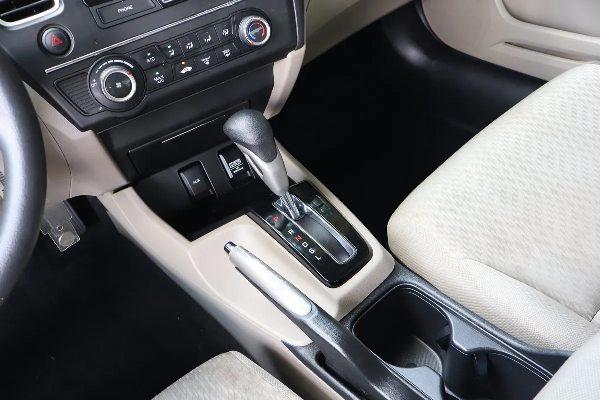 2014 Honda Civic LX thumbnail 20