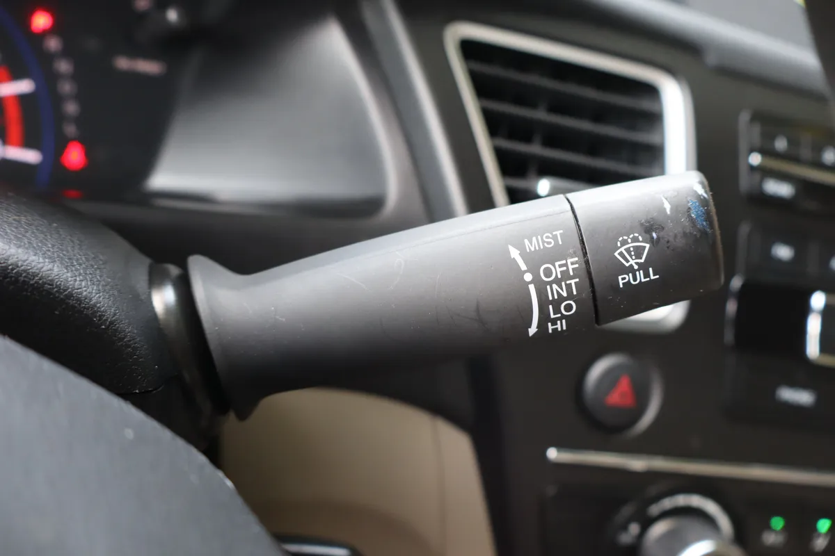 2014 Honda Civic LX thumbnail 24