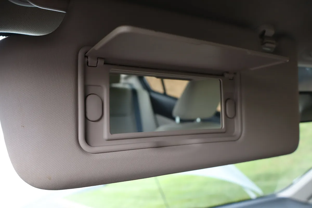 2014 Honda Civic LX thumbnail 27