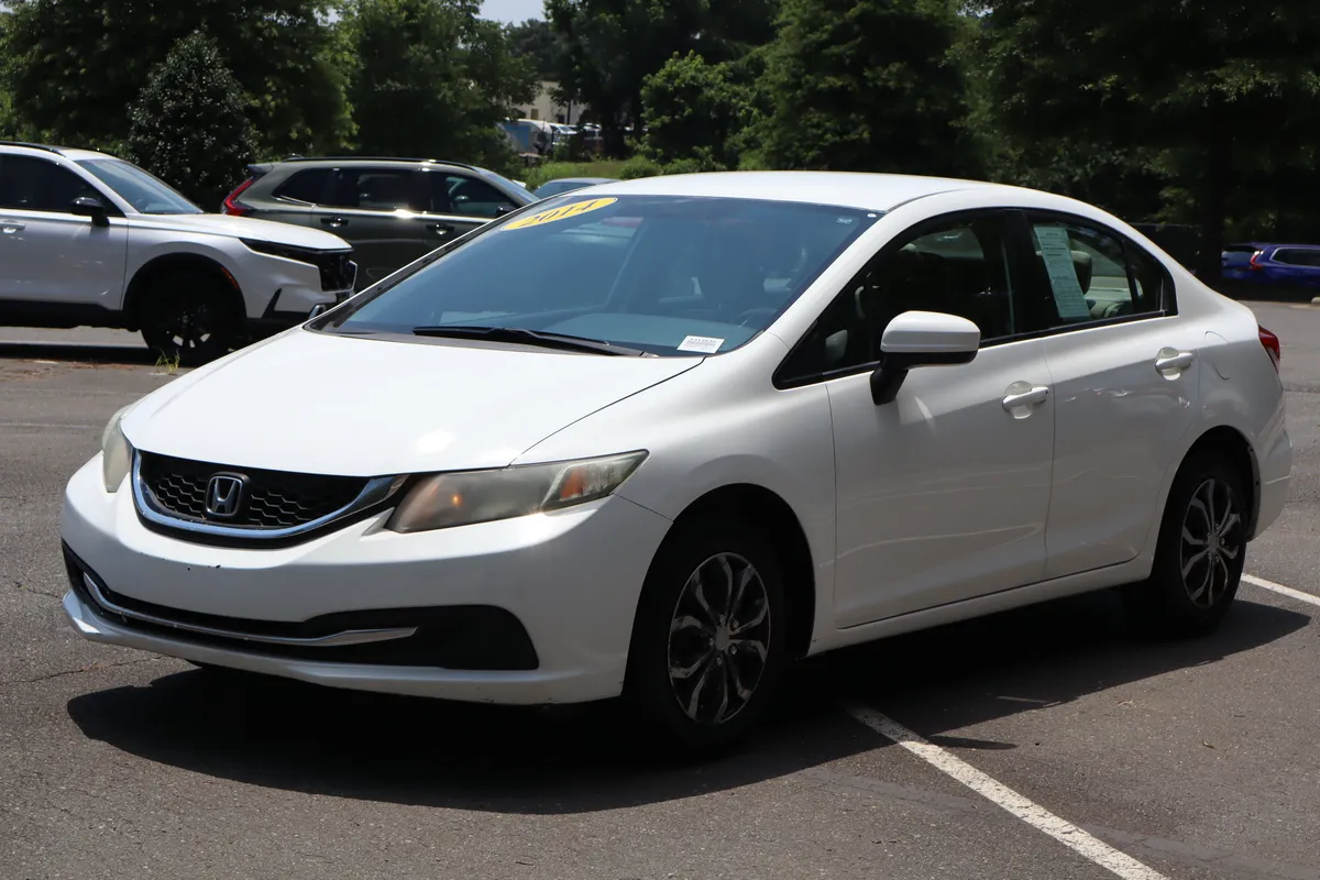 2014 Honda Civic LX thumbnail 4
