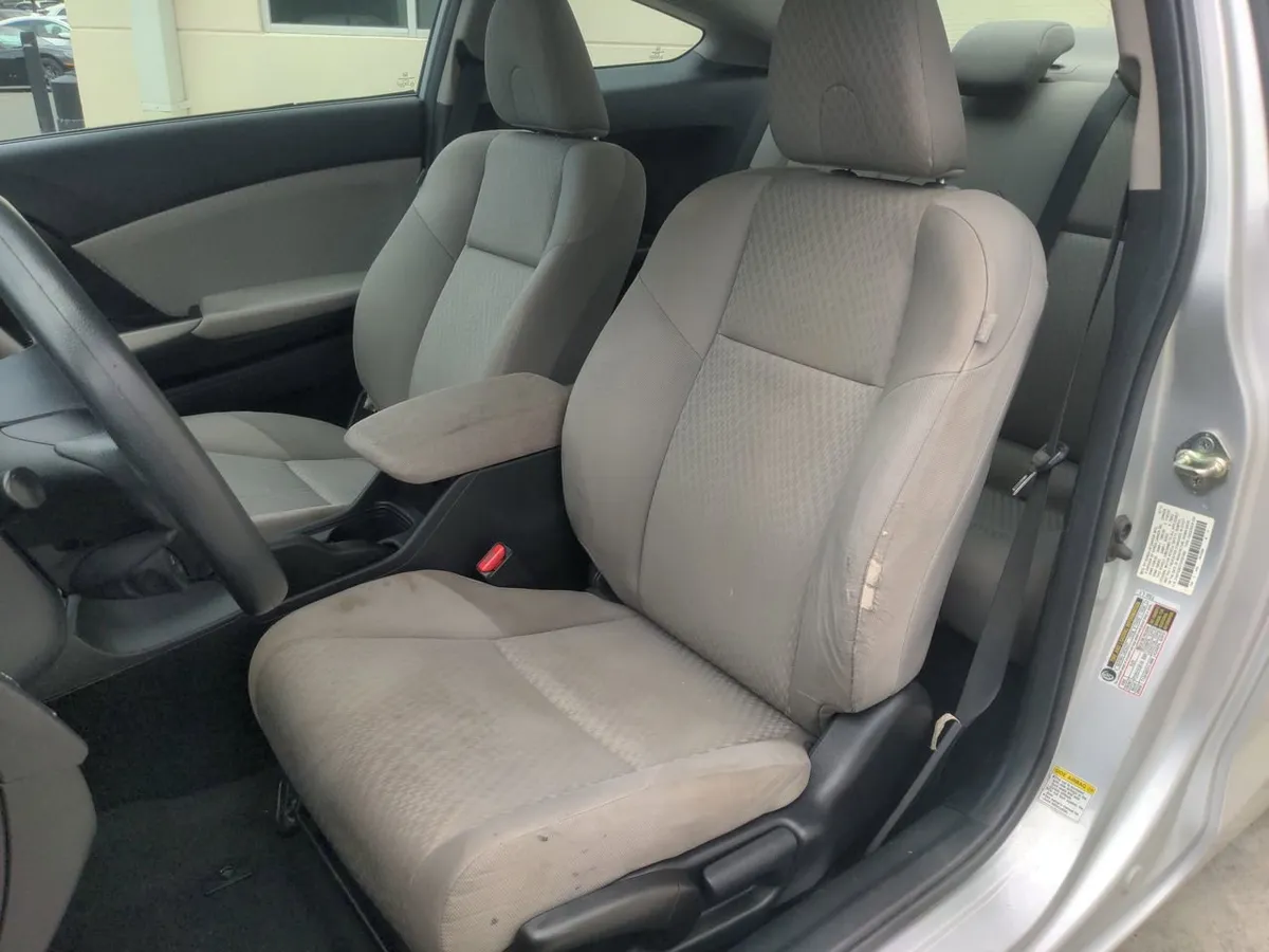 2014 Honda Civic LX thumbnail 34