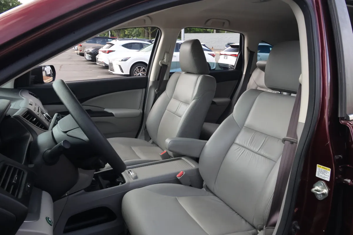 2014 Honda CR-V LX thumbnail 32