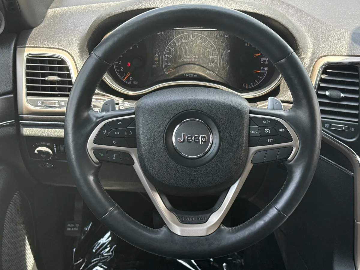 2014 Jeep Grand Cherokee Limited thumbnail 17