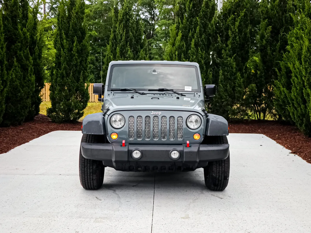 2014 Jeep Wrangler Unlimited Sport thumbnail 2