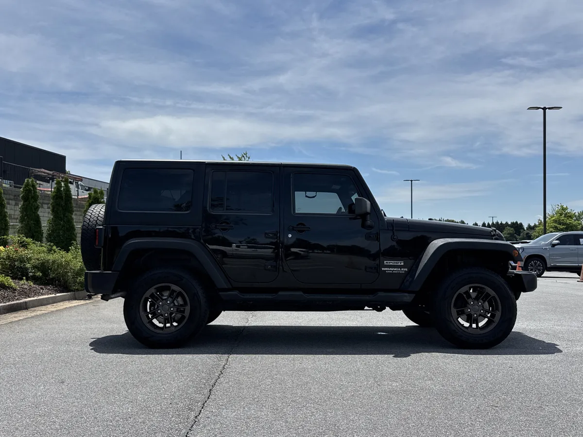 2014 Jeep Wrangler Unlimited Sport thumbnail 10