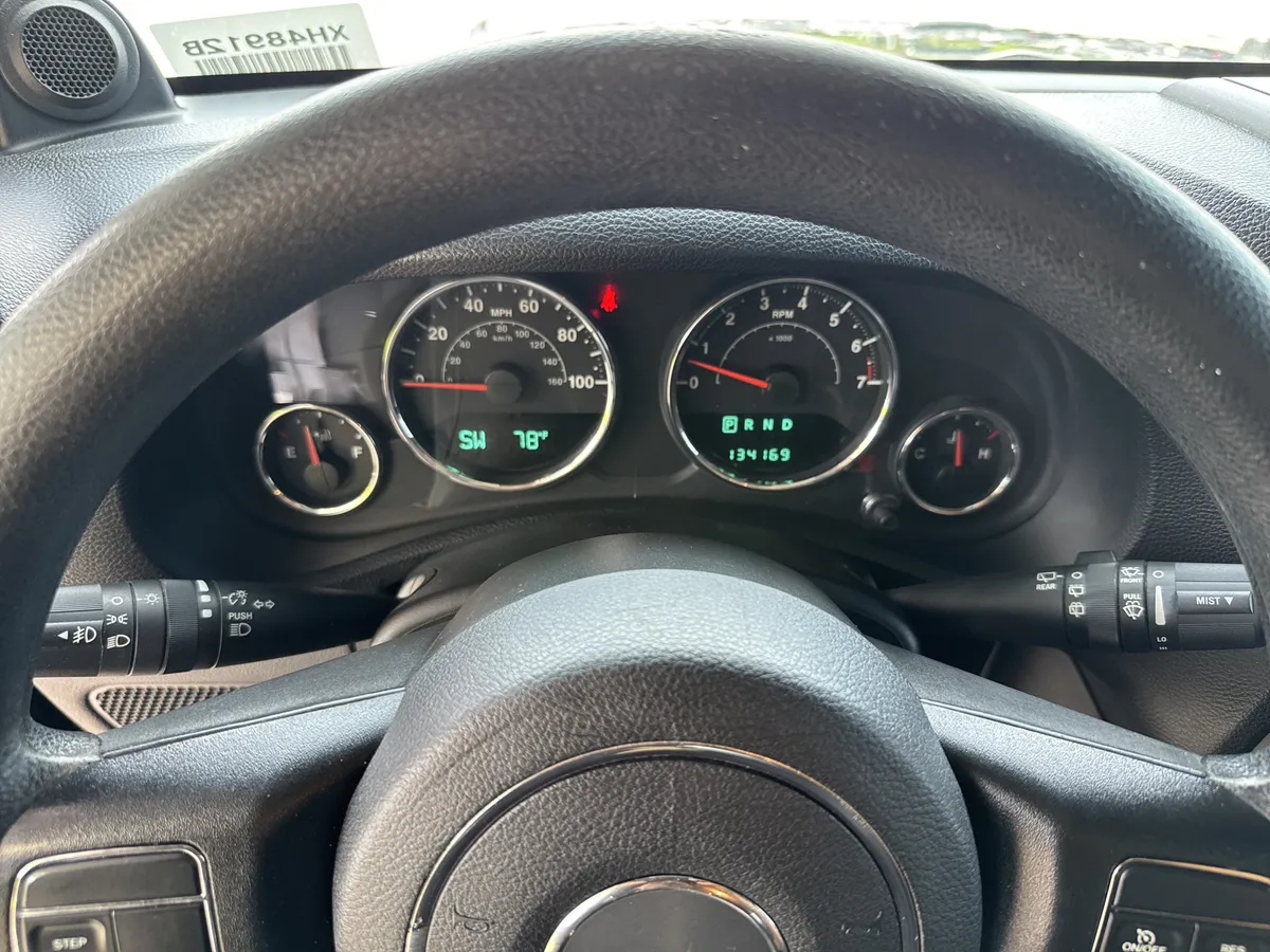 2014 Jeep Wrangler Unlimited Sport thumbnail 19