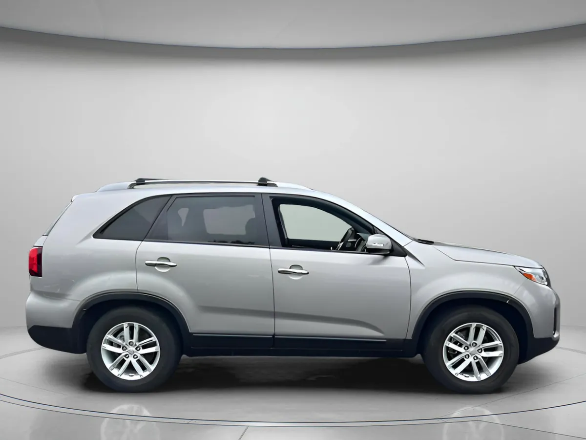 2014 Kia Sorento LX thumbnail 6