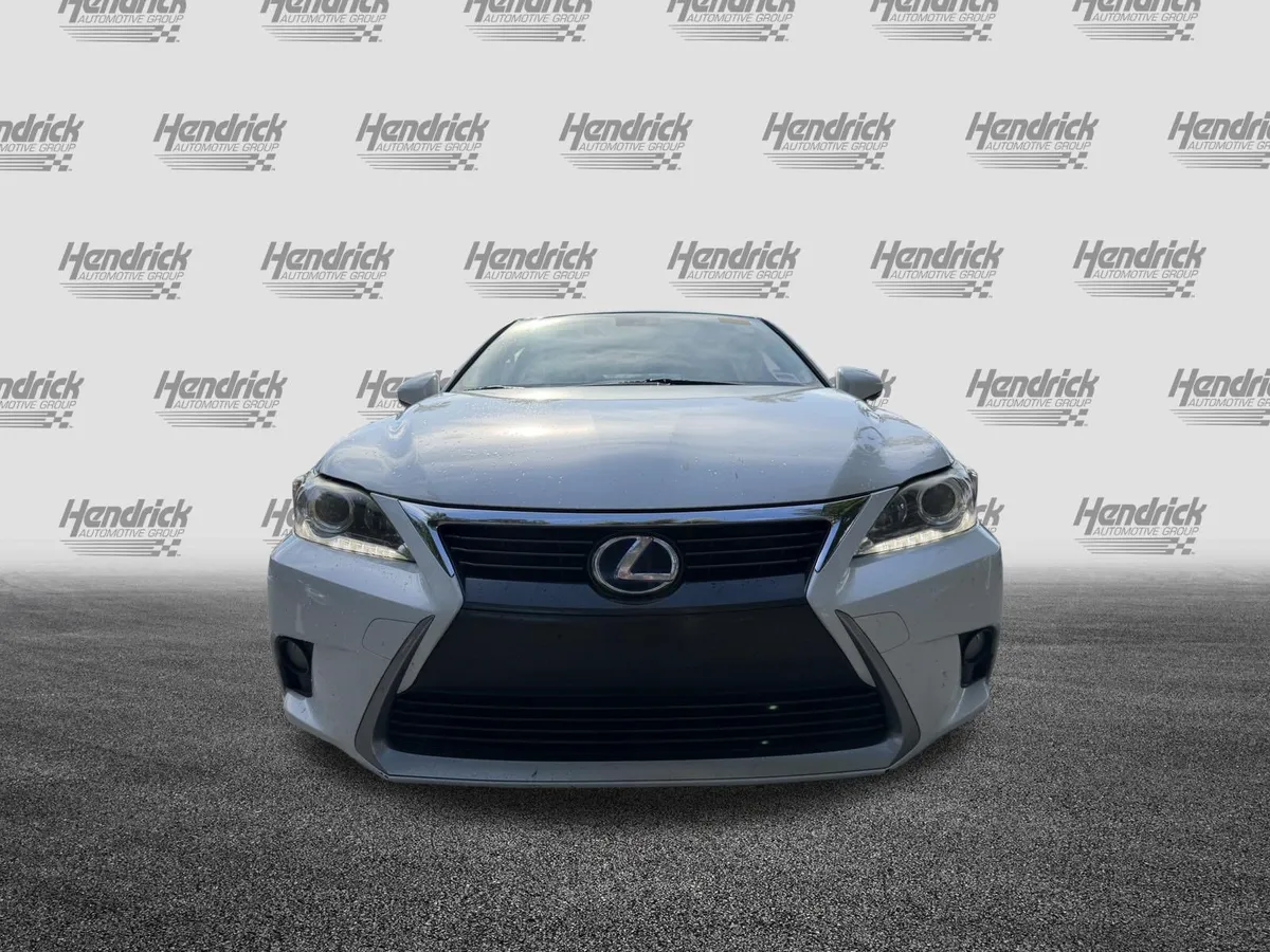 2014 Lexus CT 200h Hybrid Hybrid thumbnail 2