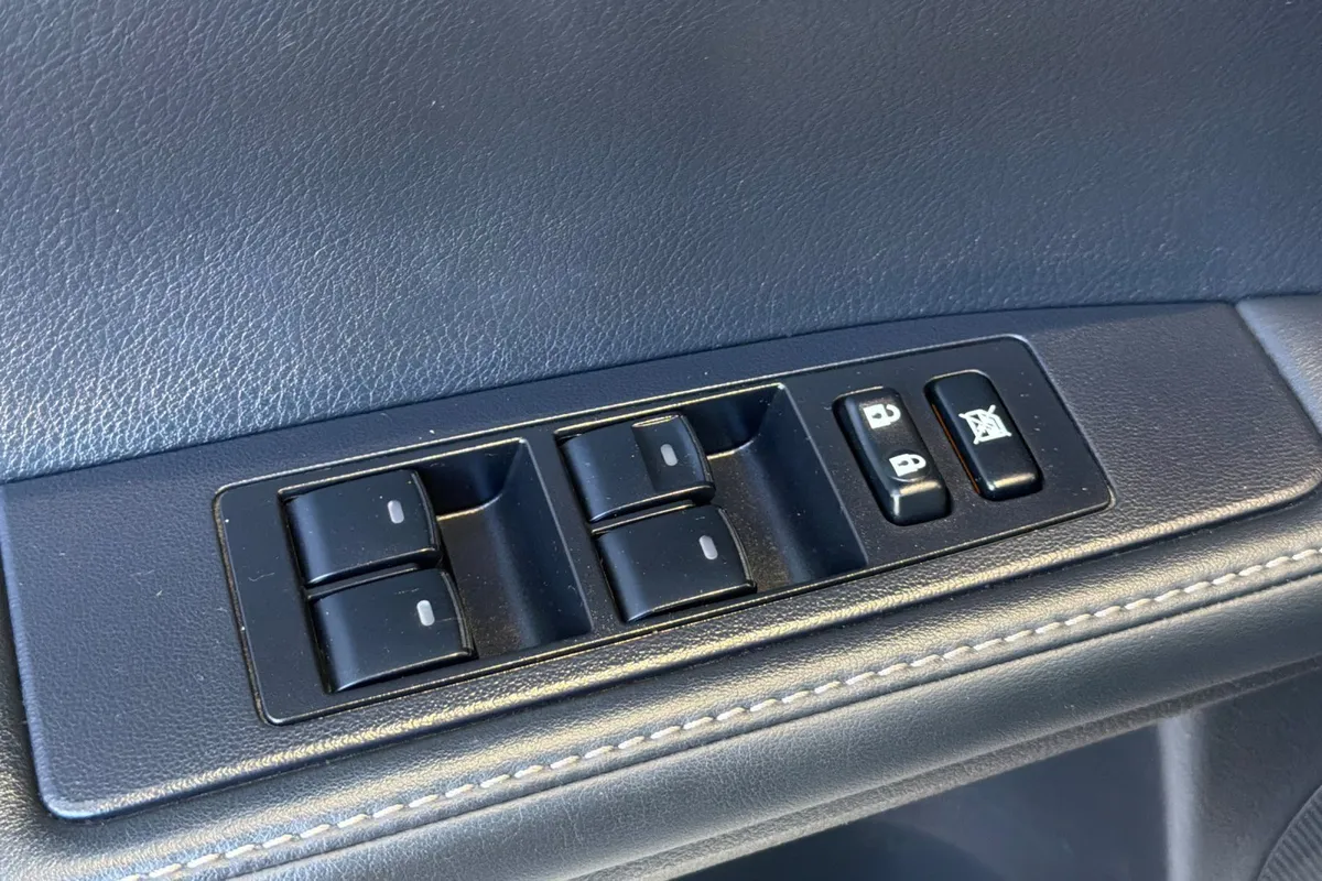 2014 Lexus ES 350 thumbnail 12
