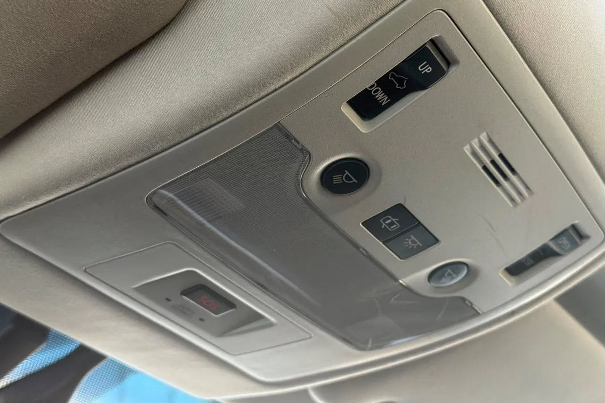 2014 Lexus ES 350 thumbnail 21