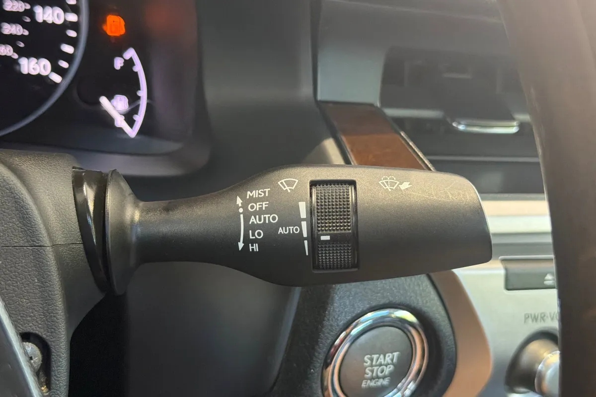 2014 Lexus ES 350 thumbnail 31