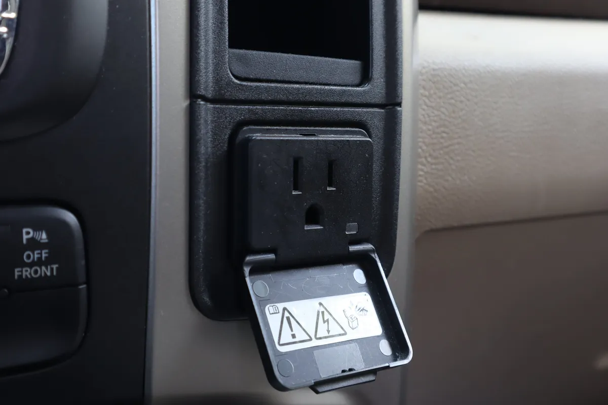 2014 Ram 1500 Big Horn thumbnail 22