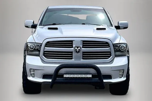 2014 Ram 1500 Sport thumbnail 3
