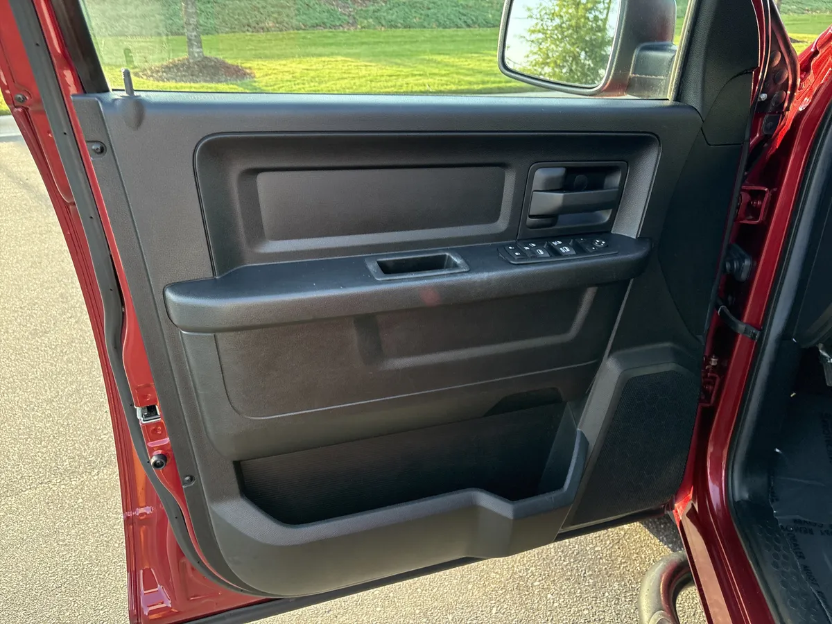 2014 Ram 1500 Tradesman thumbnail 14