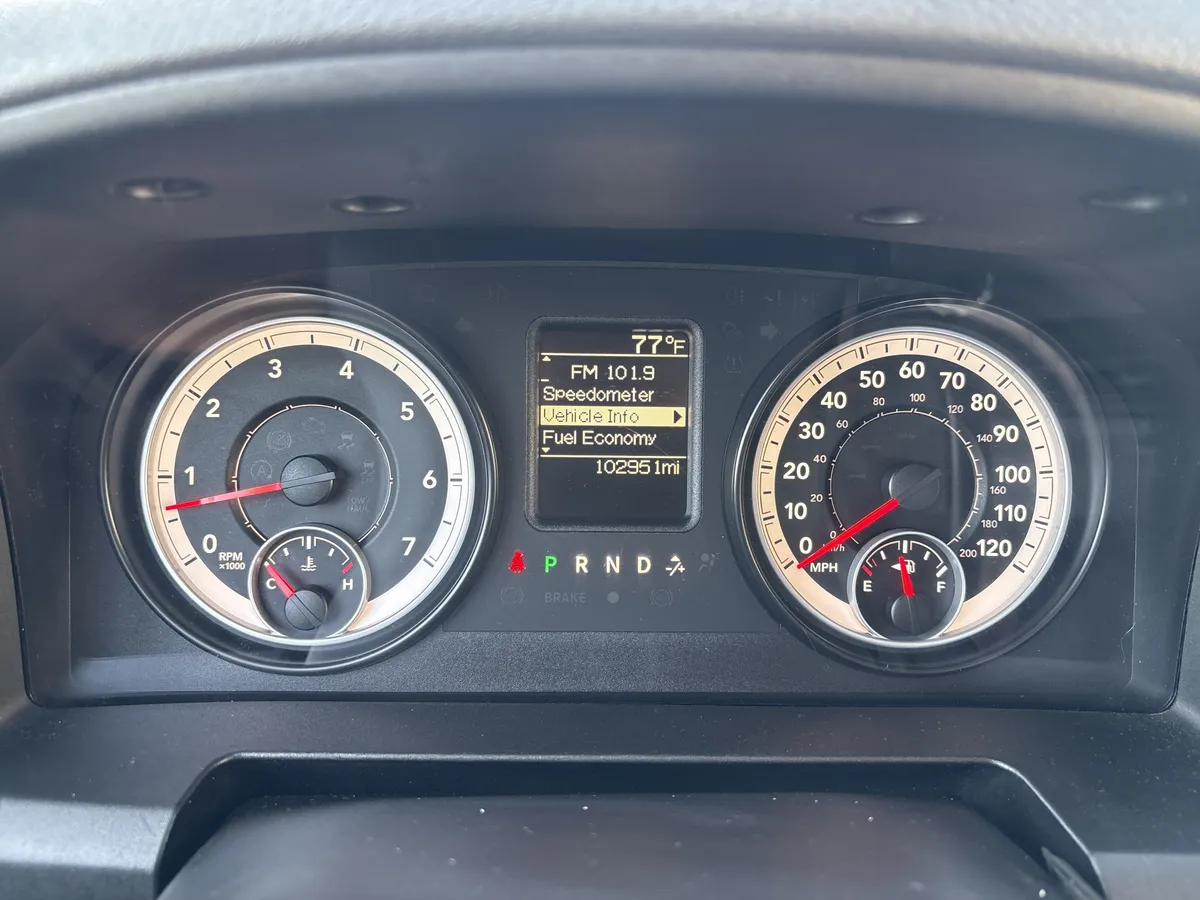 2014 Ram 1500 Tradesman thumbnail 25