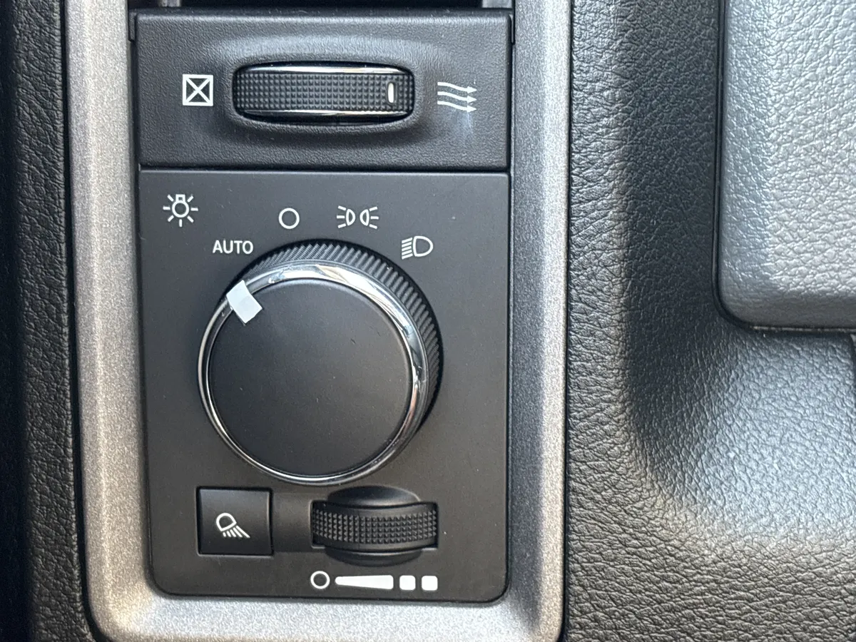 2014 Ram 1500 Tradesman thumbnail 30