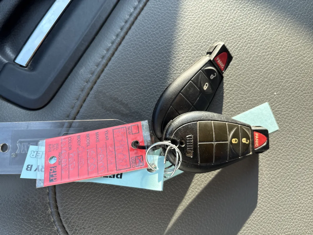 2014 Ram 1500 Tradesman thumbnail 35