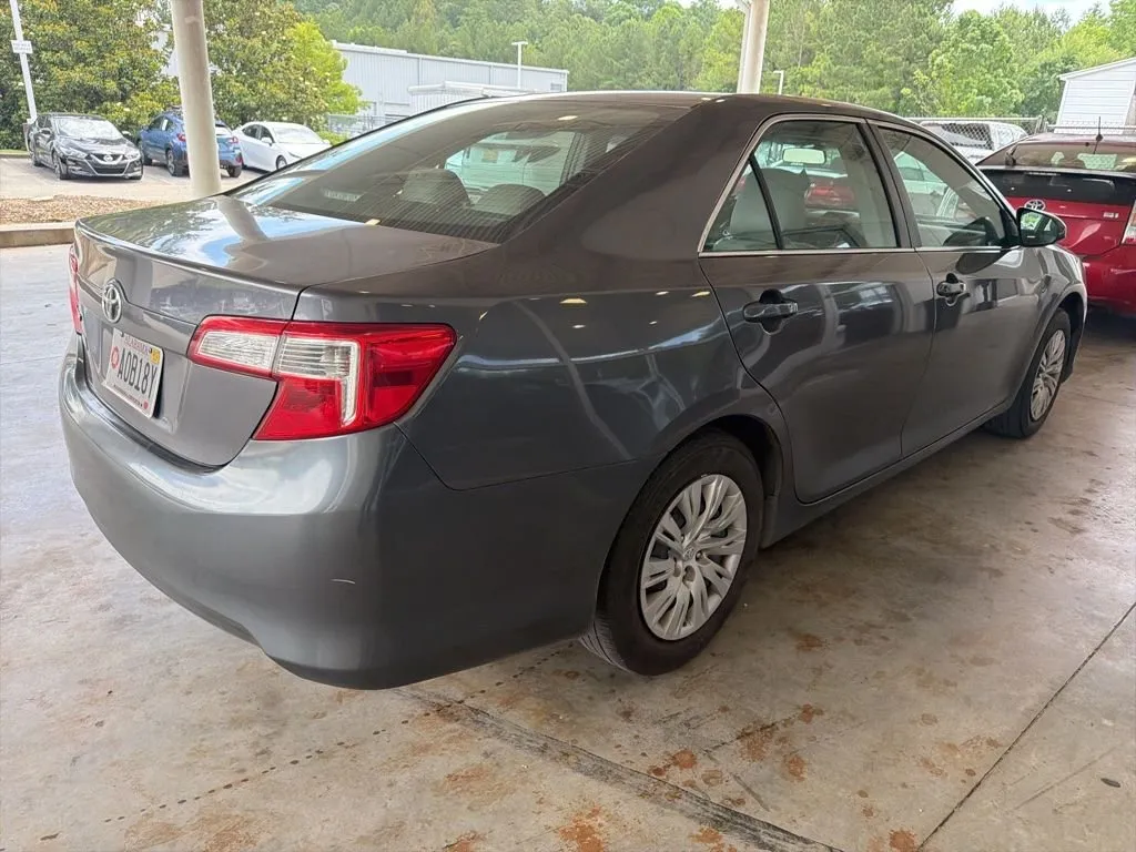 2014 Toyota Camry L thumbnail 3
