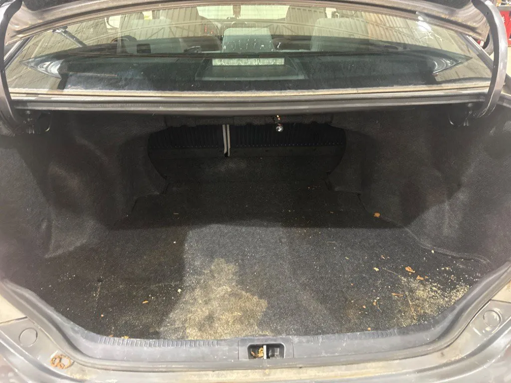 2014 Toyota Camry LE thumbnail 35