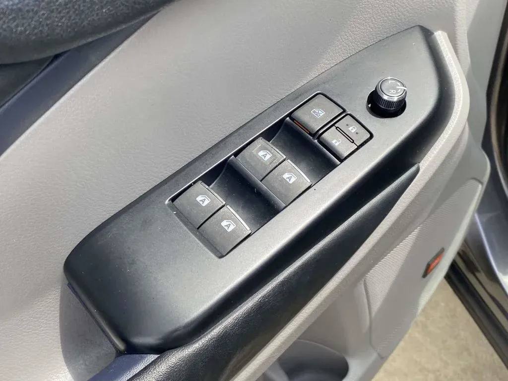 2014 Toyota Highlander Limited thumbnail 20
