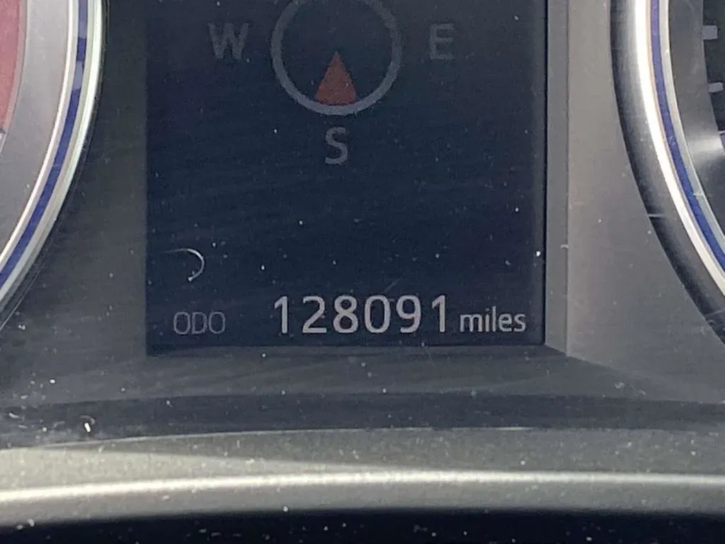 2014 Toyota Highlander Limited thumbnail 35