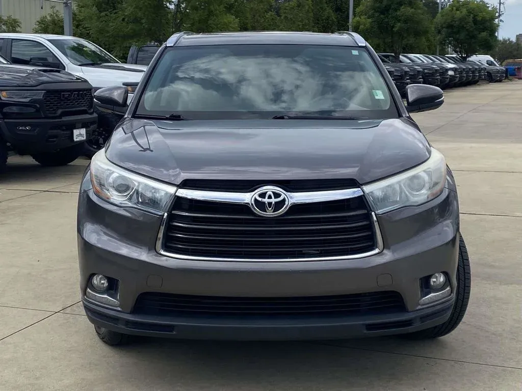 2014 Toyota Highlander Limited thumbnail 37