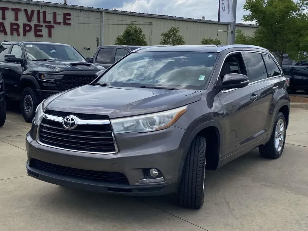2014 Toyota Highlander Limited thumbnail 38