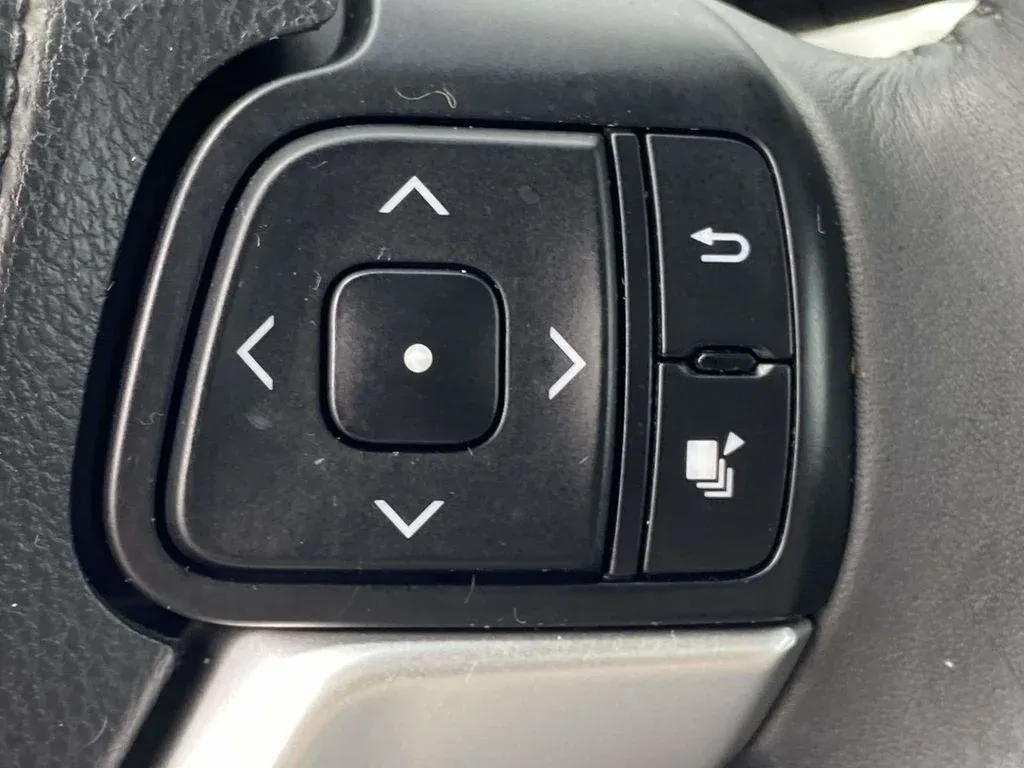 2014 Toyota Highlander Limited thumbnail 59