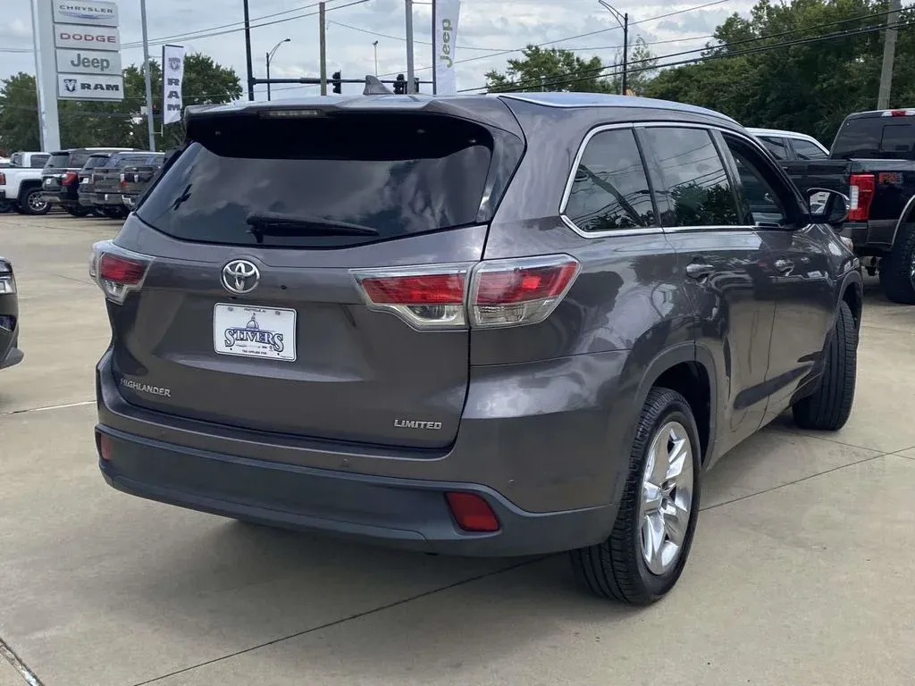 2014 Toyota Highlander Limited thumbnail 9
