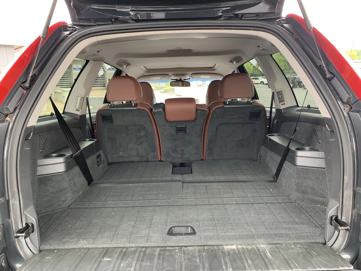 2014 Volvo XC90 thumbnail 33
