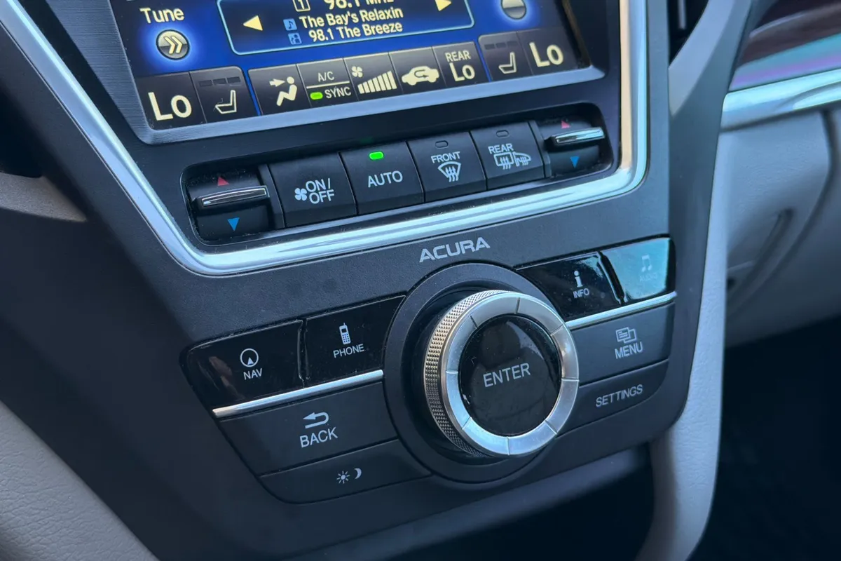 2015 Acura MDX SH-AWD Tech Pkg thumbnail 25
