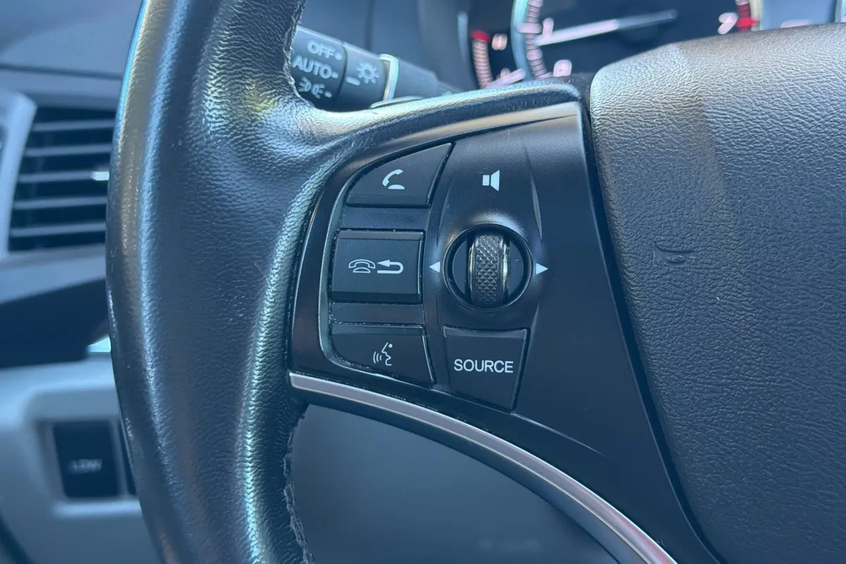 2015 Acura MDX SH-AWD Tech Pkg thumbnail 29