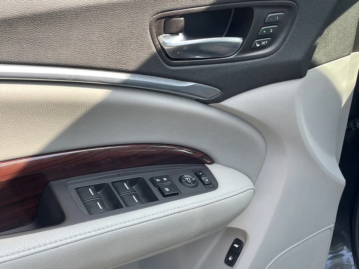 2015 Acura MDX Tech Pkg thumbnail 14